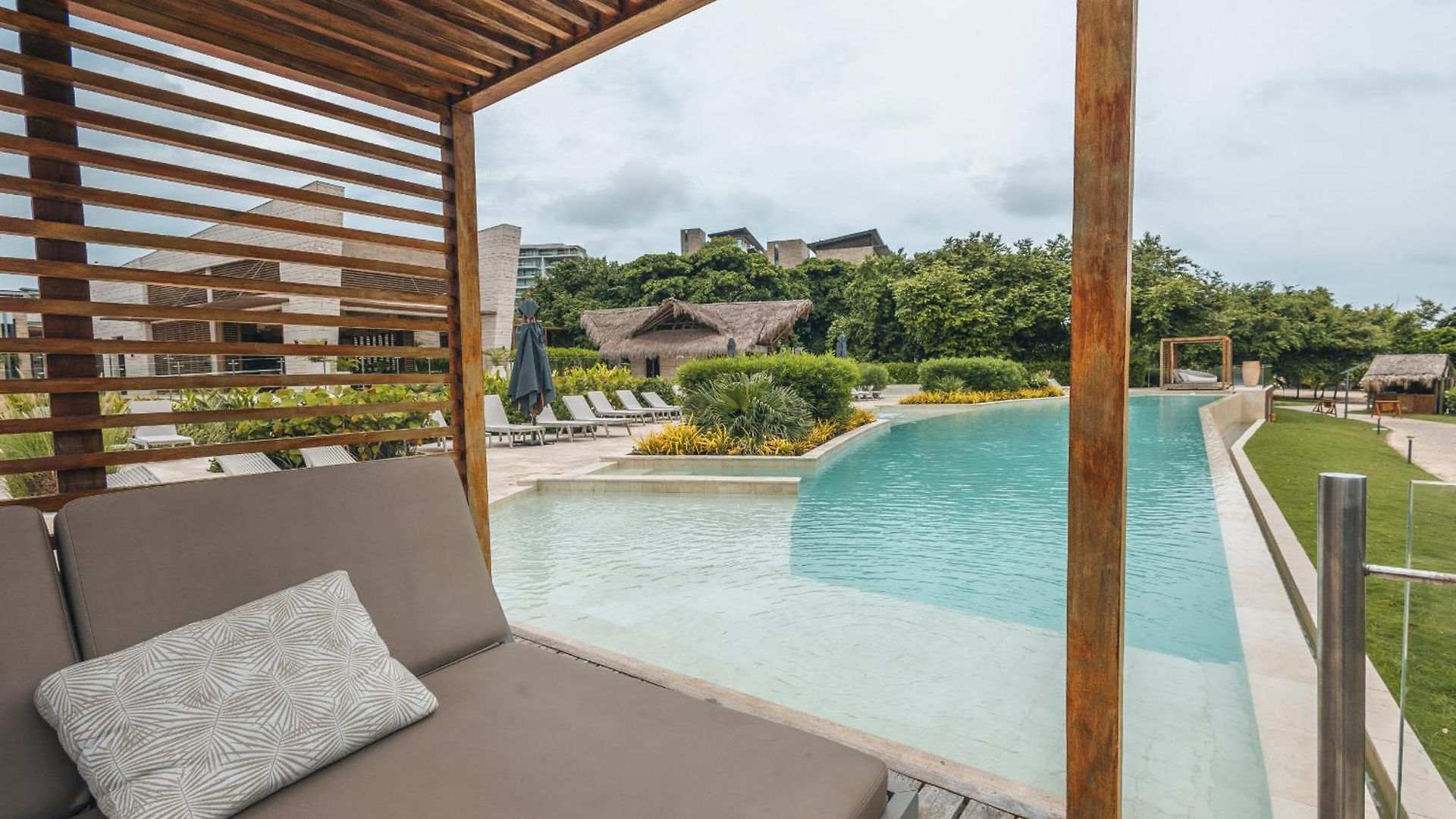 Caribbean Sea Views 3br Penthouse F1 *