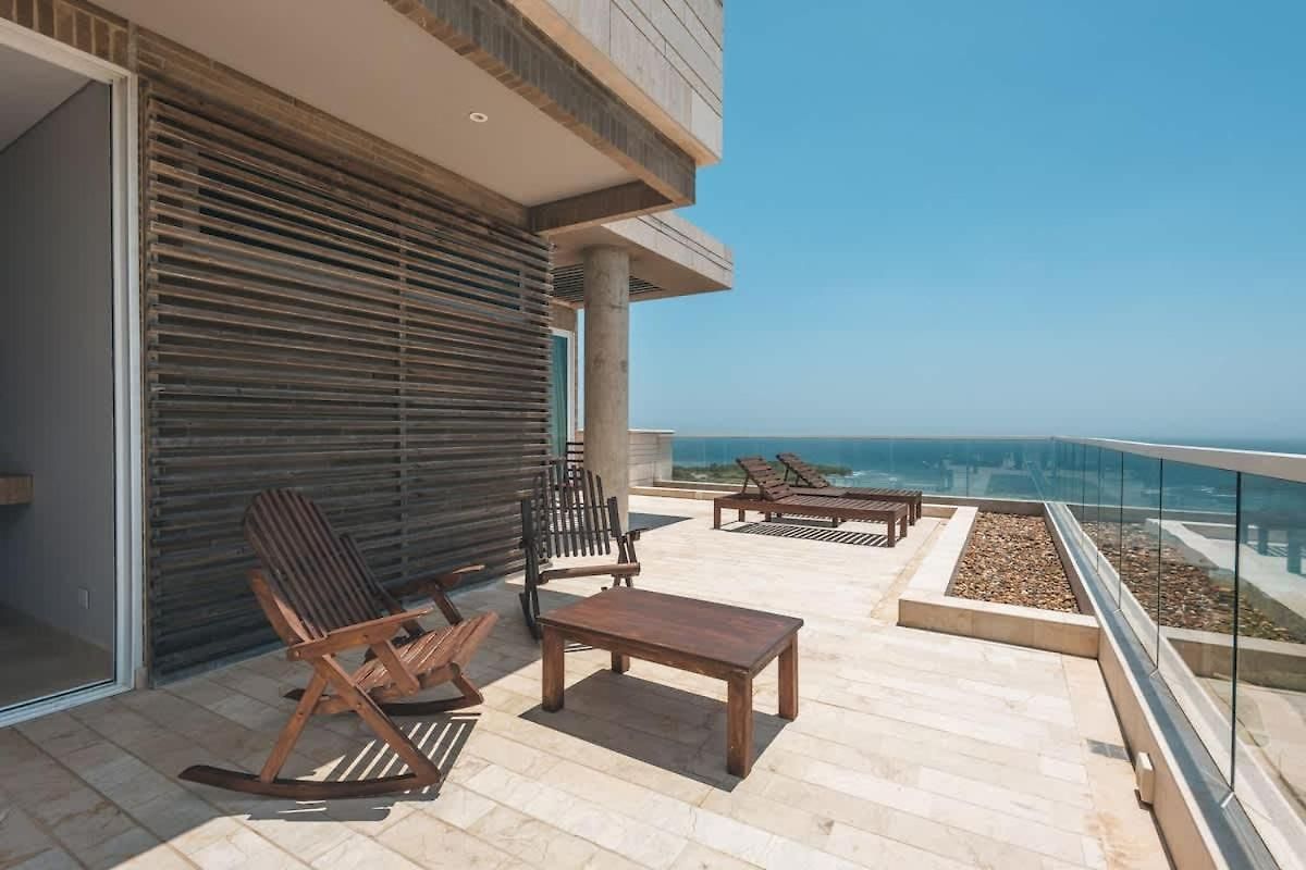 Caribbean Sea Views 3br Penthouse F1